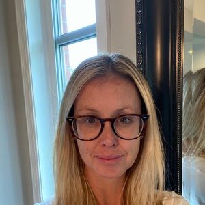 Meet your Posher, Leah